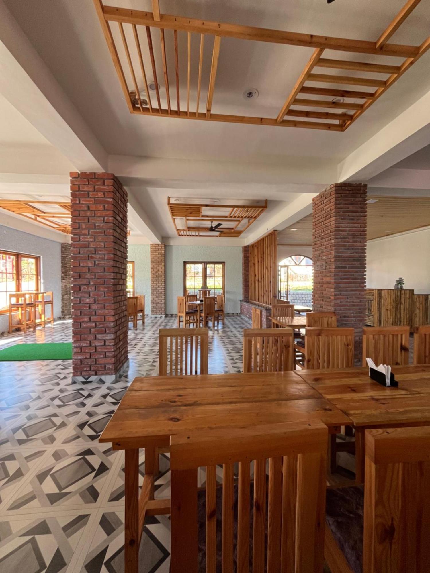 Hotel Paul Villa Бір Екстер'єр фото
