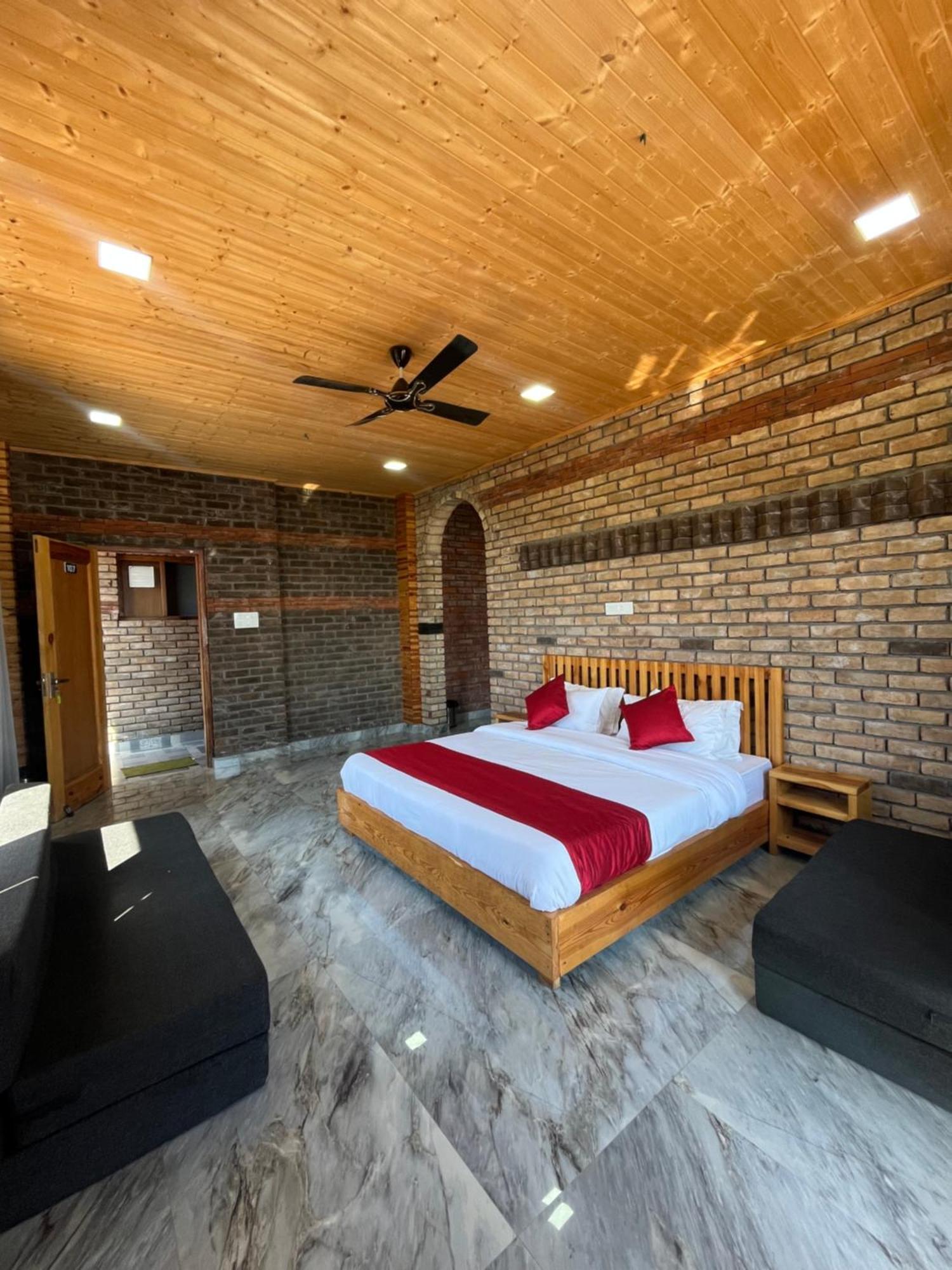 Hotel Paul Villa Бір Екстер'єр фото