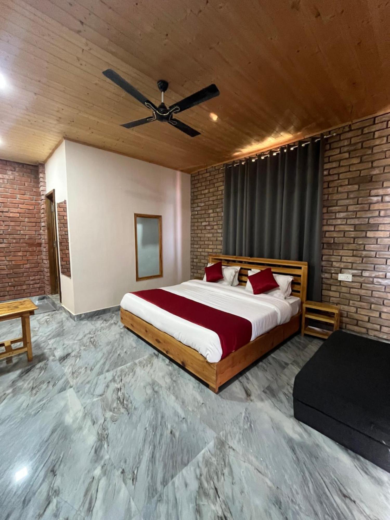 Hotel Paul Villa Бір Екстер'єр фото